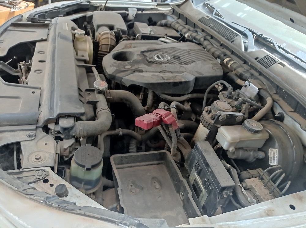 CULATA Nissan NP 300 2015  USADA  EN DESARME